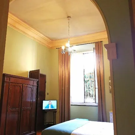 לינה וארוחת בוקר Devoto